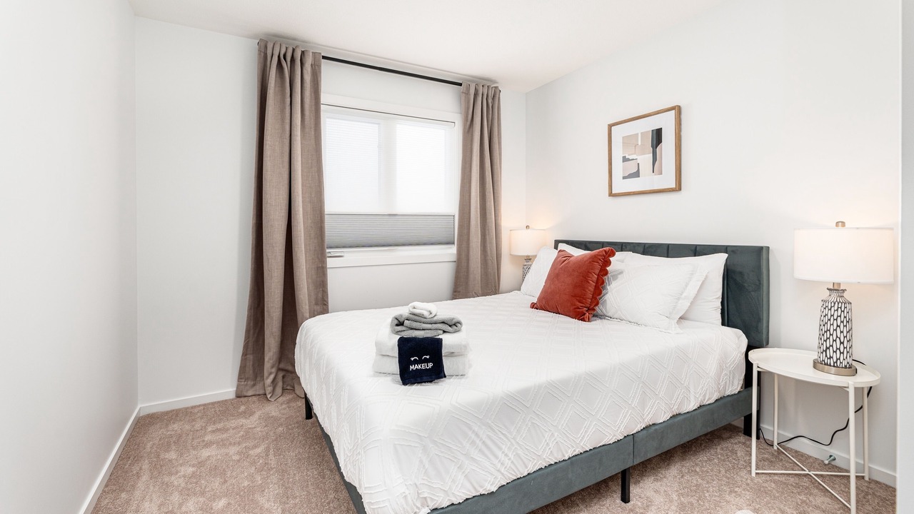 Photo of Bedroom in Leduc County
