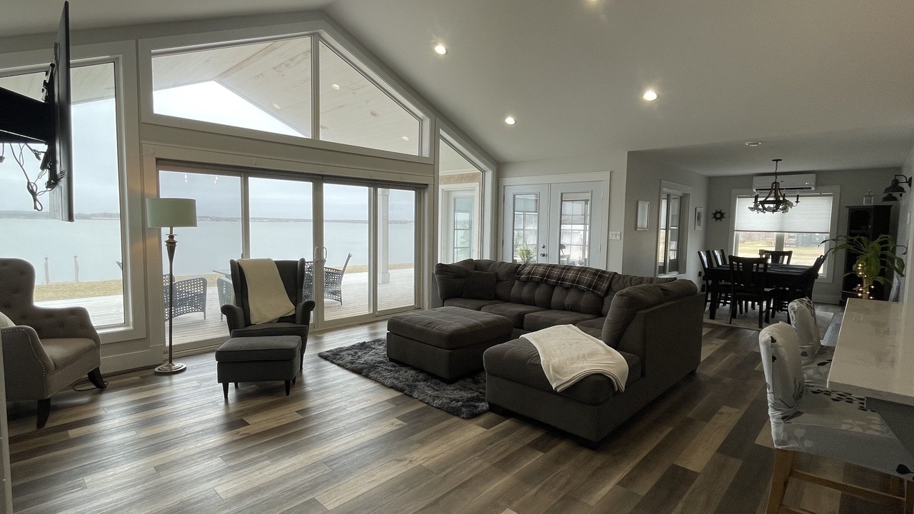 Photo of Livingroom in Brackley Beach