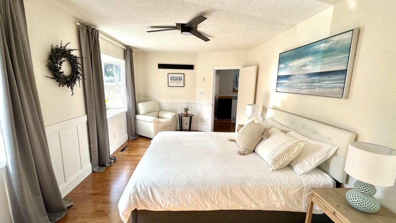 Photo of Bedroom in Blind Bay