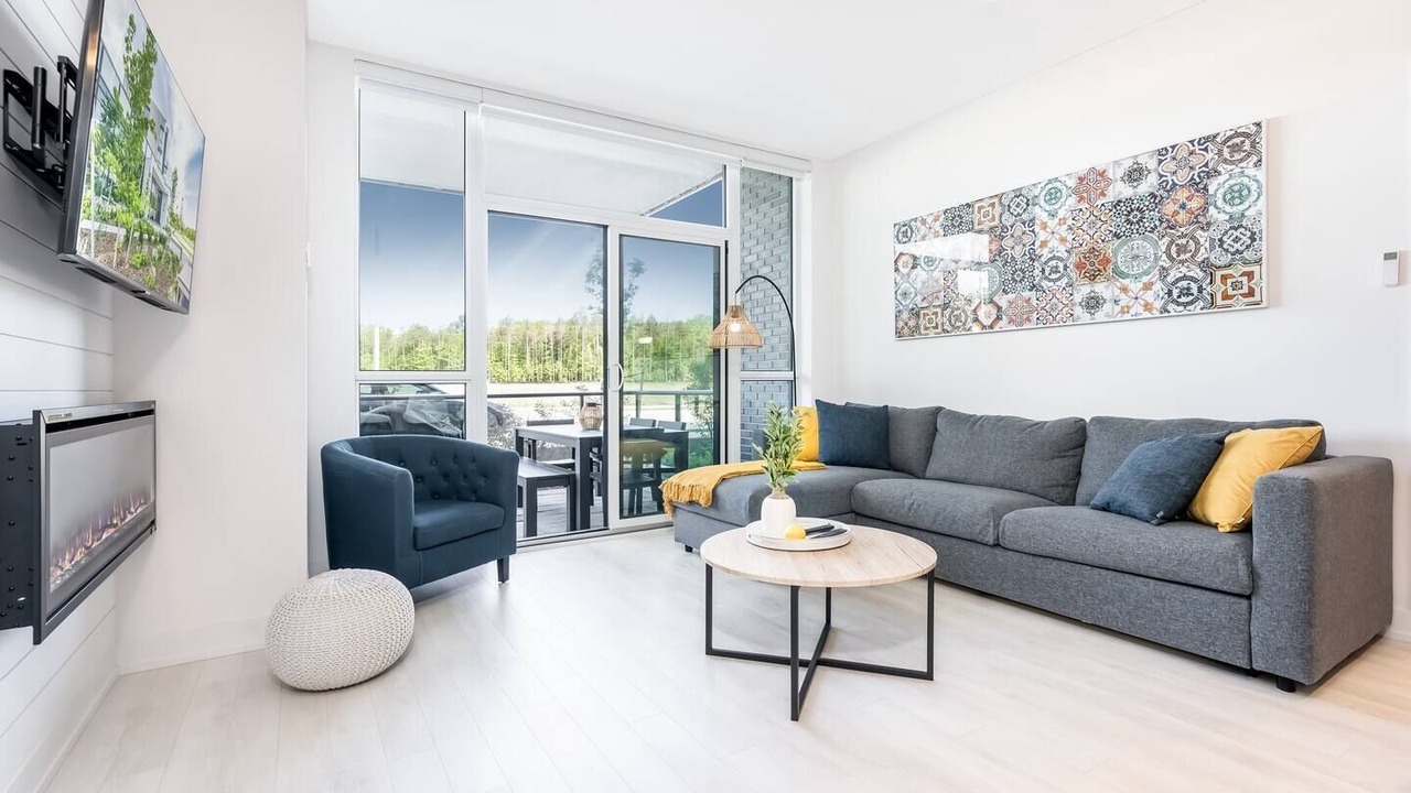 Photo of Livingroom in Innisfil