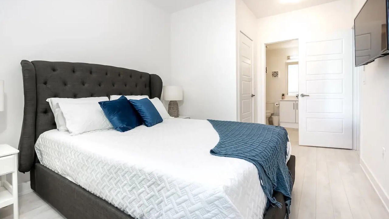 Photo of Bedroom in Innisfil