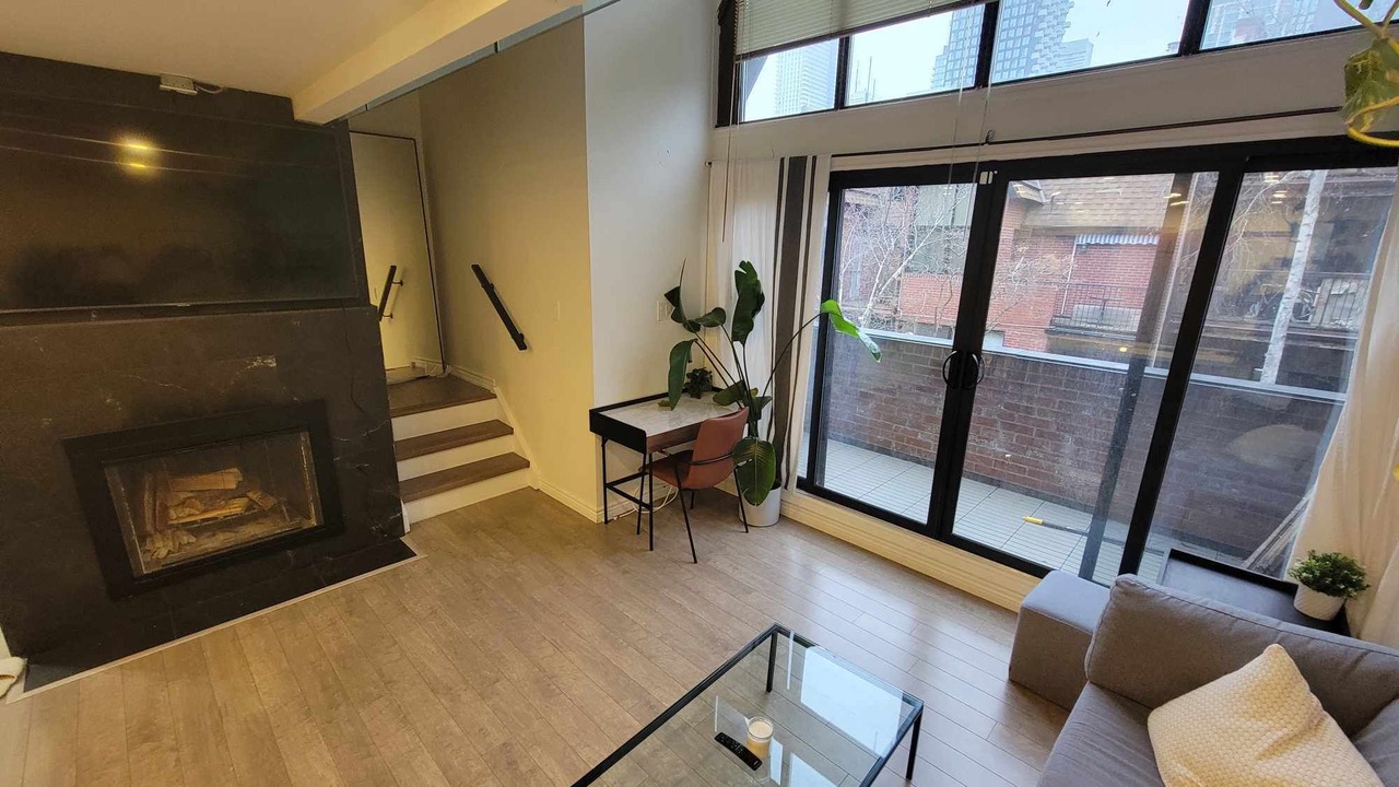 Photo of Livingroom in Cabbagetown South