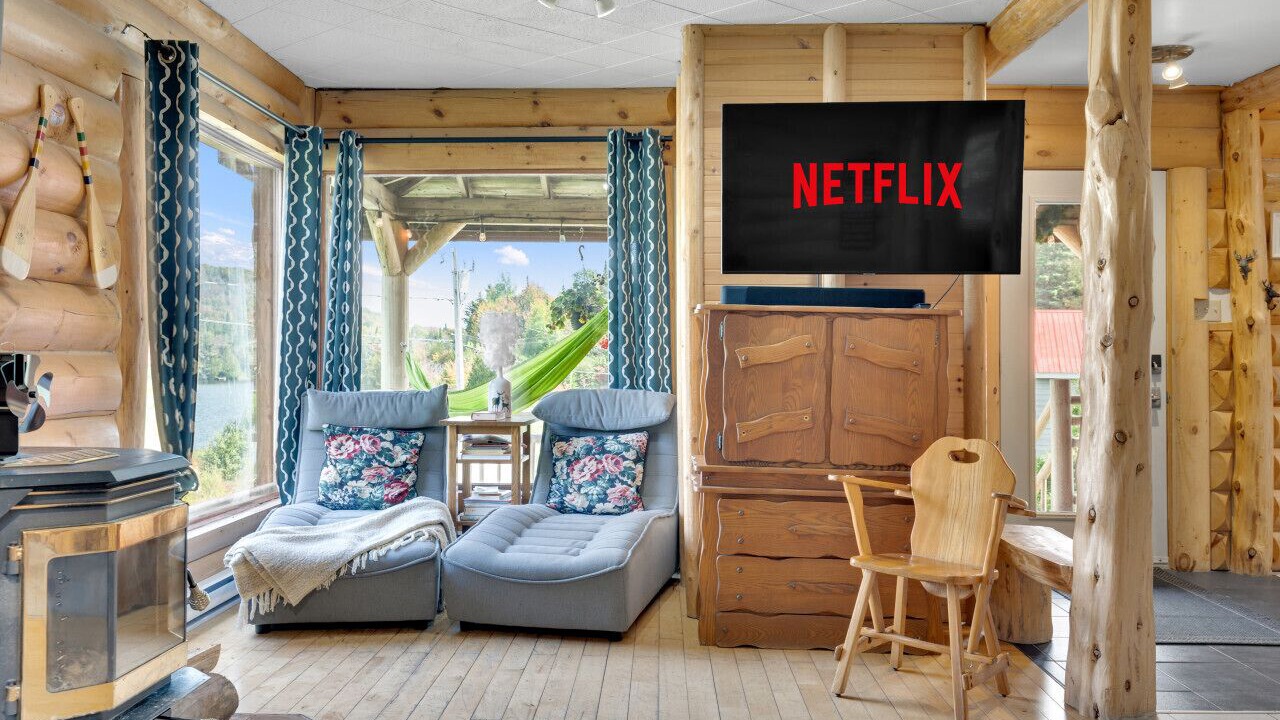 Photo of Livingroom in St-Adolphe-d'Howard