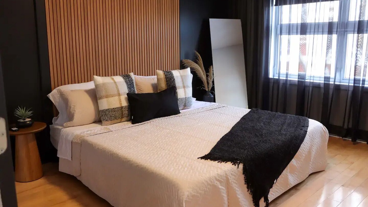 Photo of Bedroom in Pointe-Saint-Charles