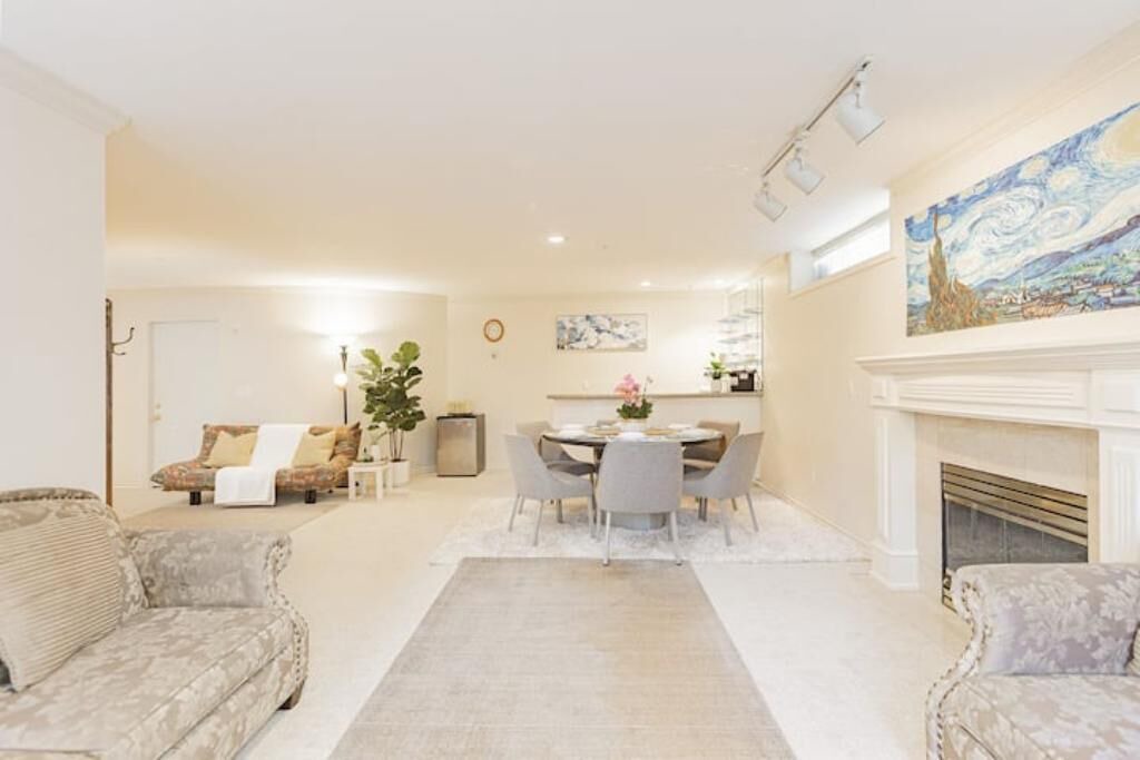 Photo of Livingroom in Oakridge
