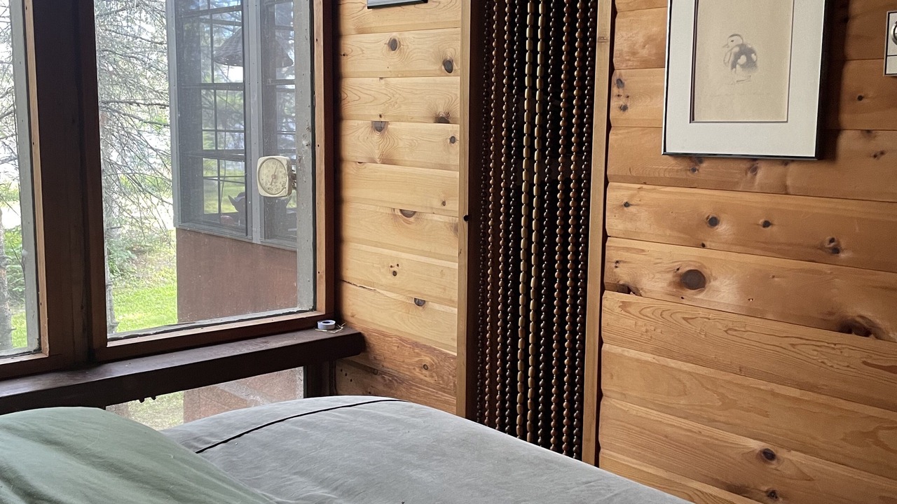 Photo of Bedroom in Baysville