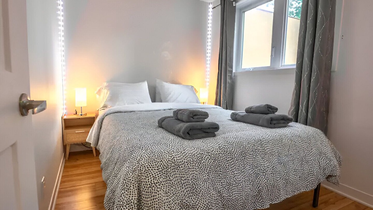 Photo of Bedroom in Laval-des-Rapides