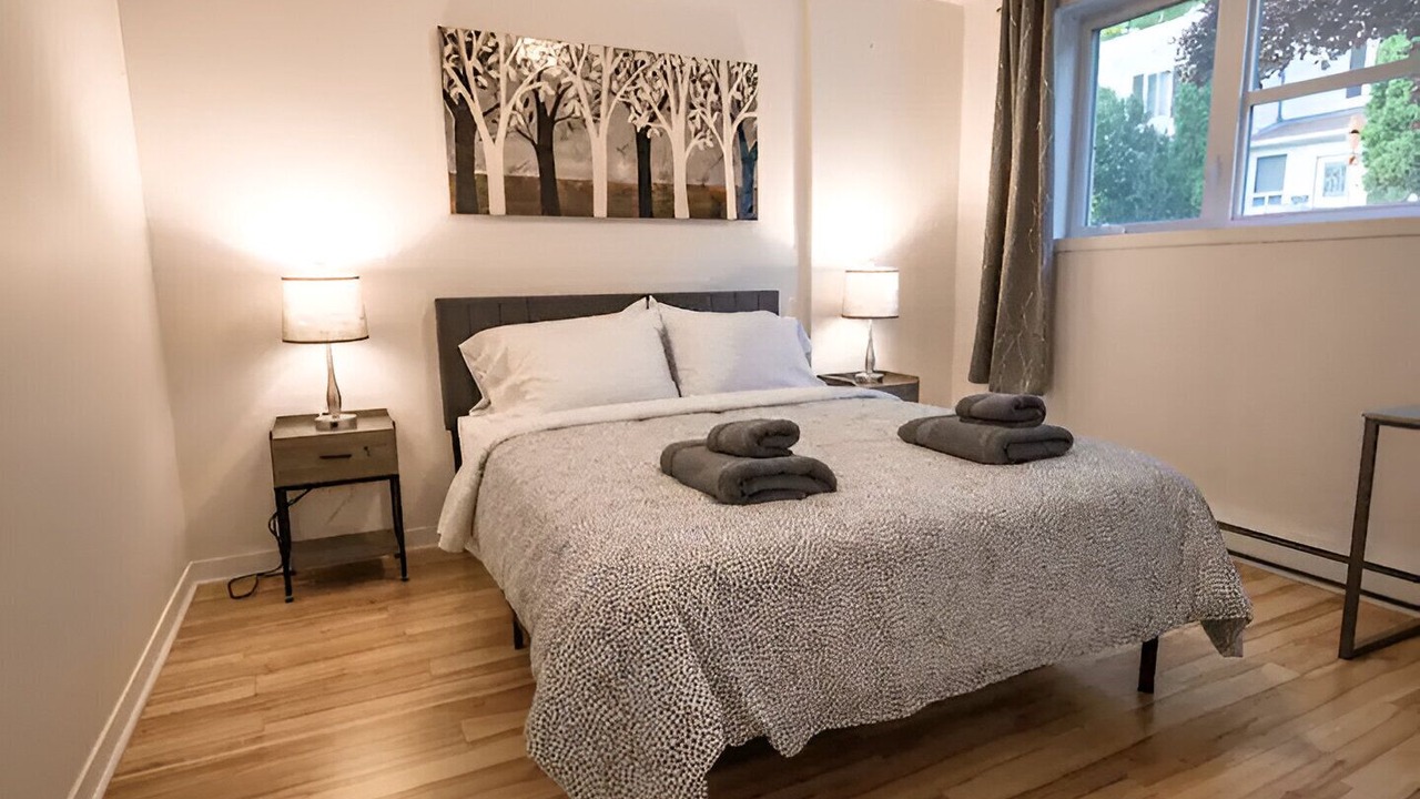 Photo of Bedroom in Laval-des-Rapides