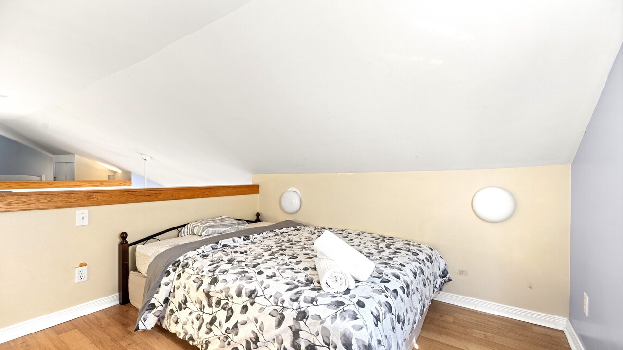 Photo of Bedroom in Wasaga Beach