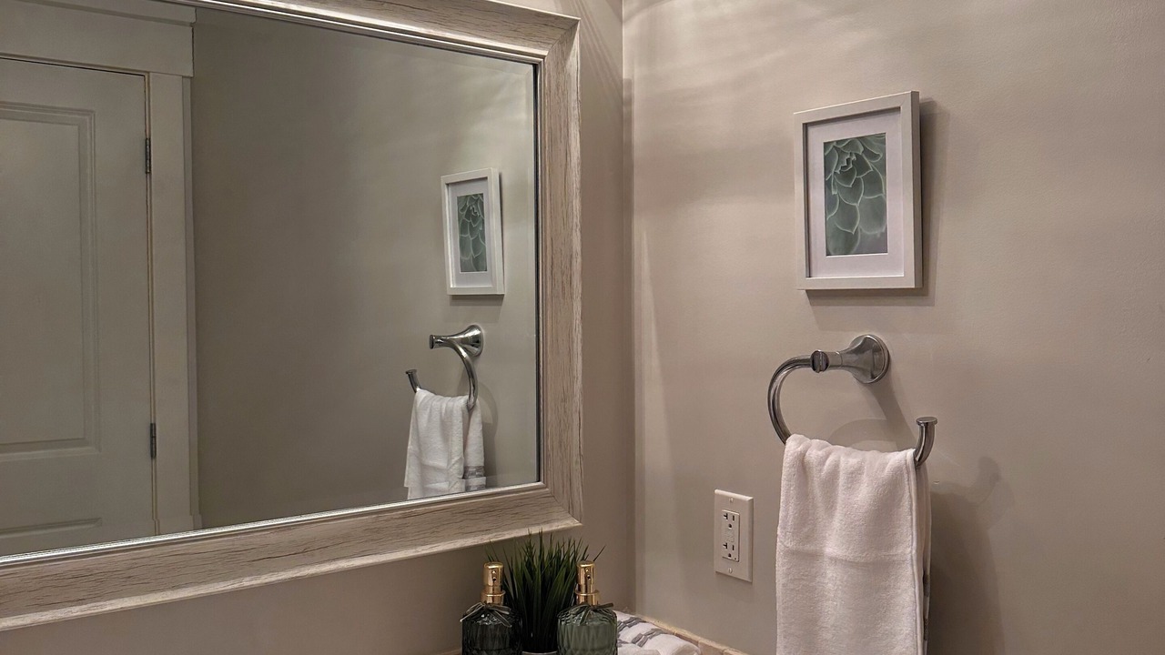 Photo of Bathroom in Courtenay