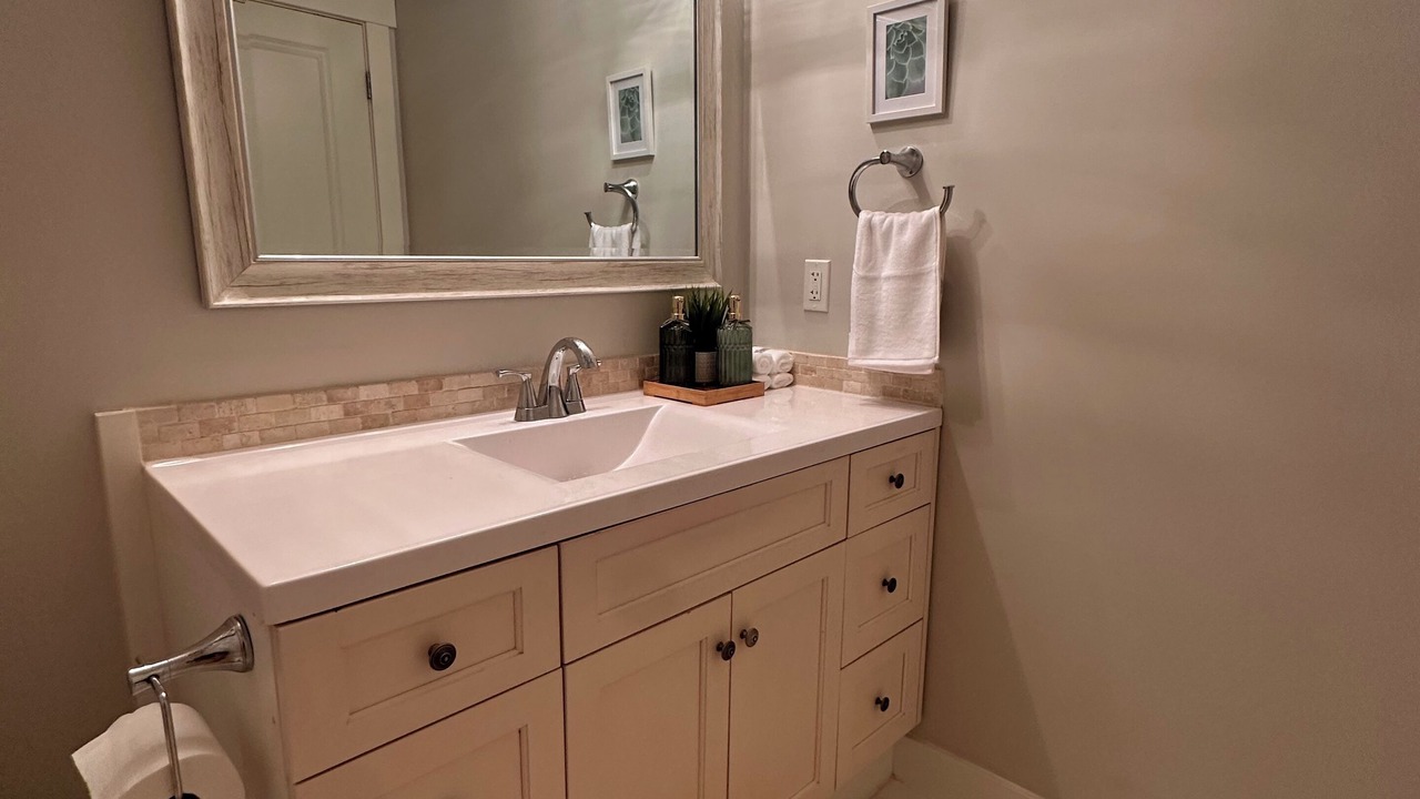 Photo of Bathroom in Courtenay