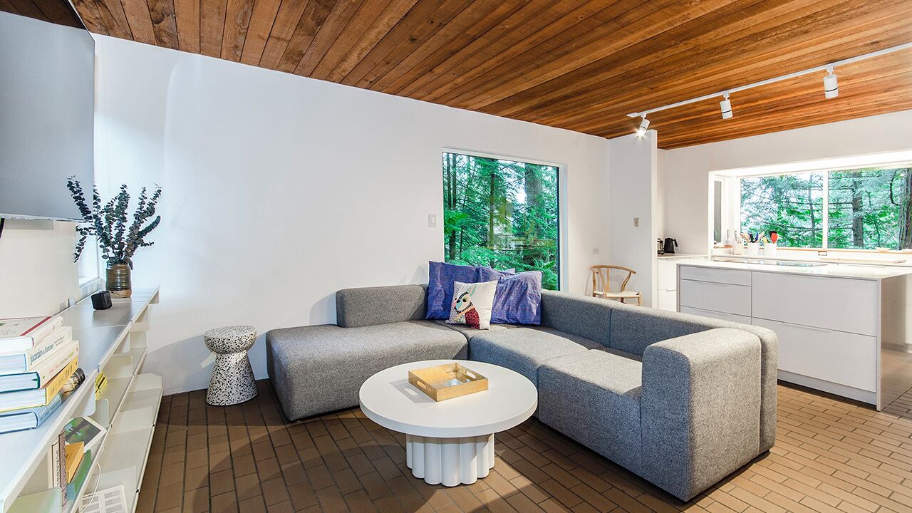 Photo of Livingroom in Upper Lonsdale
