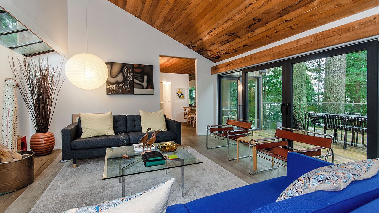 Photo of Livingroom in Upper Lonsdale