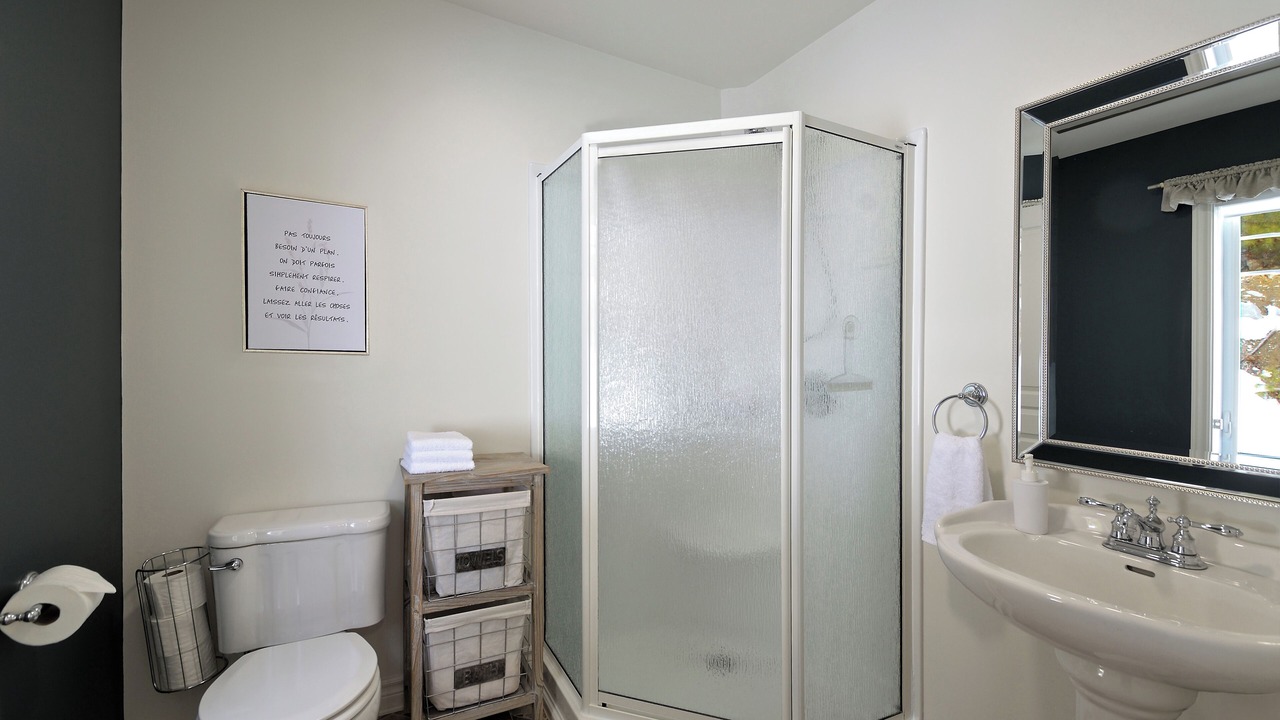 Photo of Bathroom in Saint Come