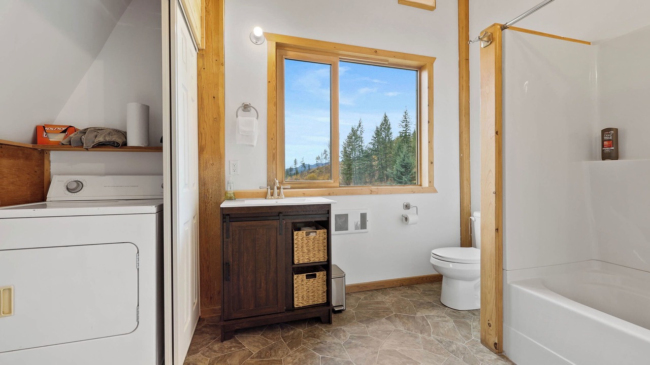Photo of Bathroom in Thompson-Nicola Regional District