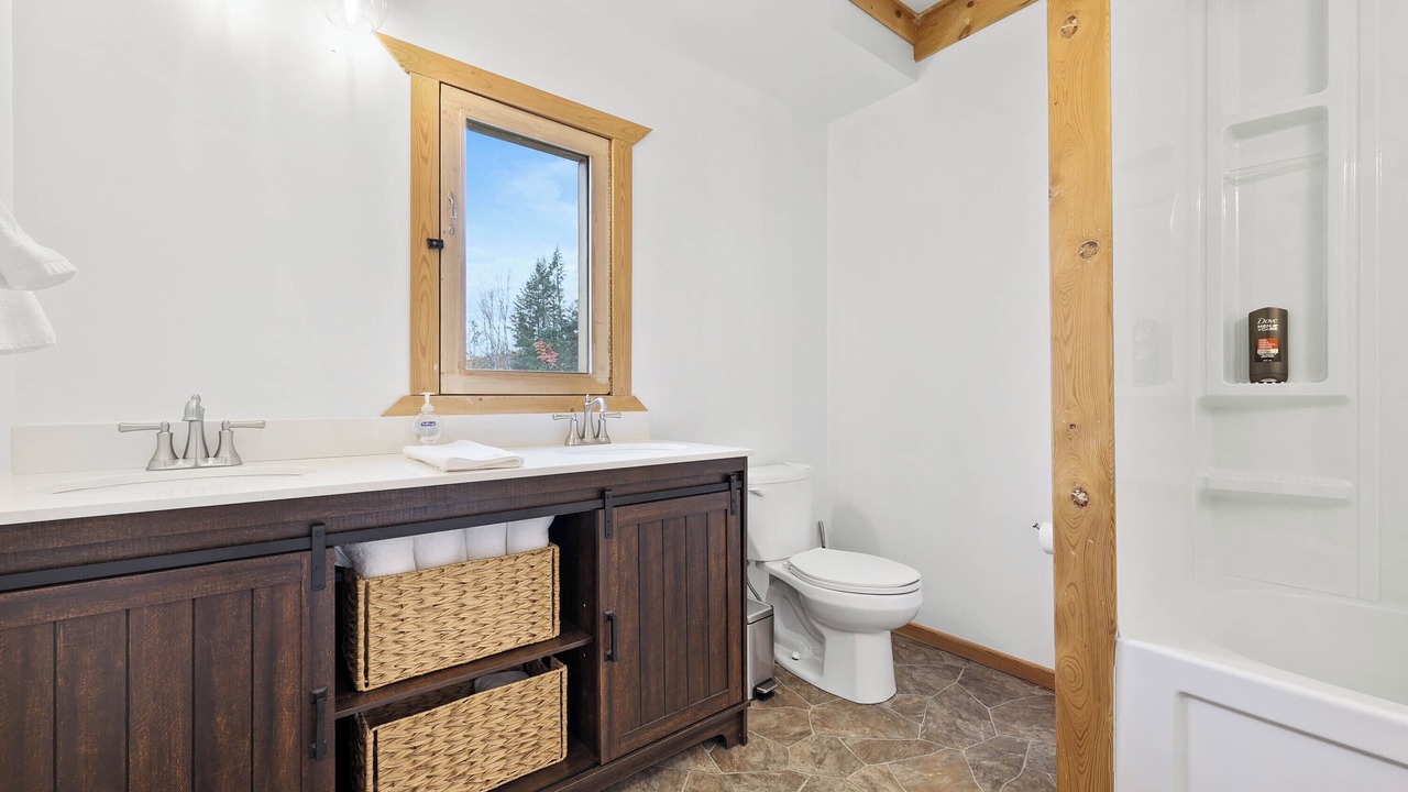 Photo of Bathroom in Thompson-Nicola Regional District
