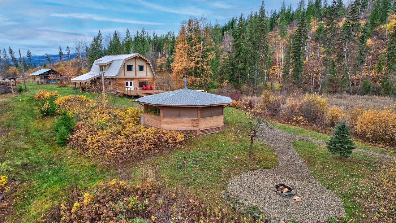 Photo of Outdoor in Thompson-Nicola Regional District