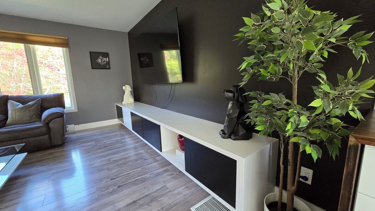 Photo of Livingroom in Fall River