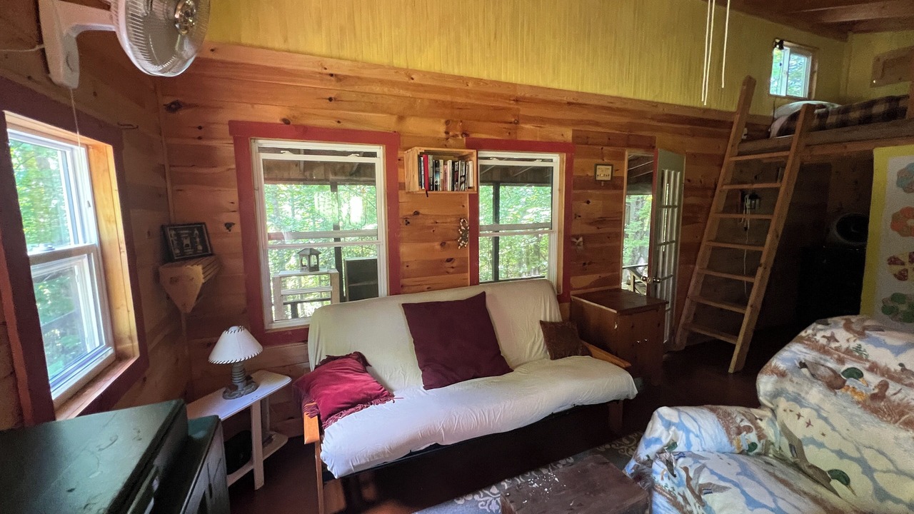 Photo of Livingroom in Sheffield