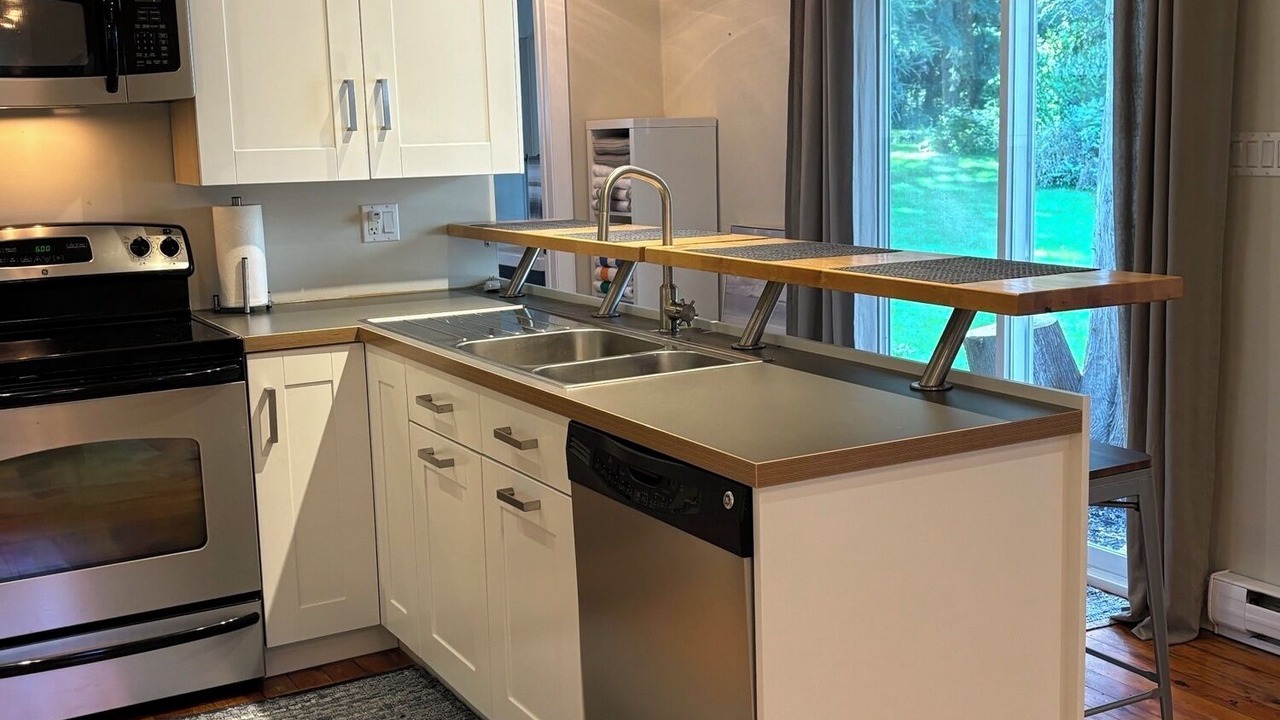 Photo of Kitchen in Alcona