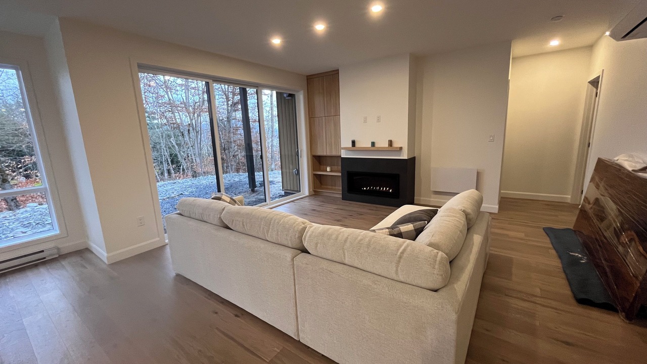 Photo of Livingroom in Owl's Head Ski Resort