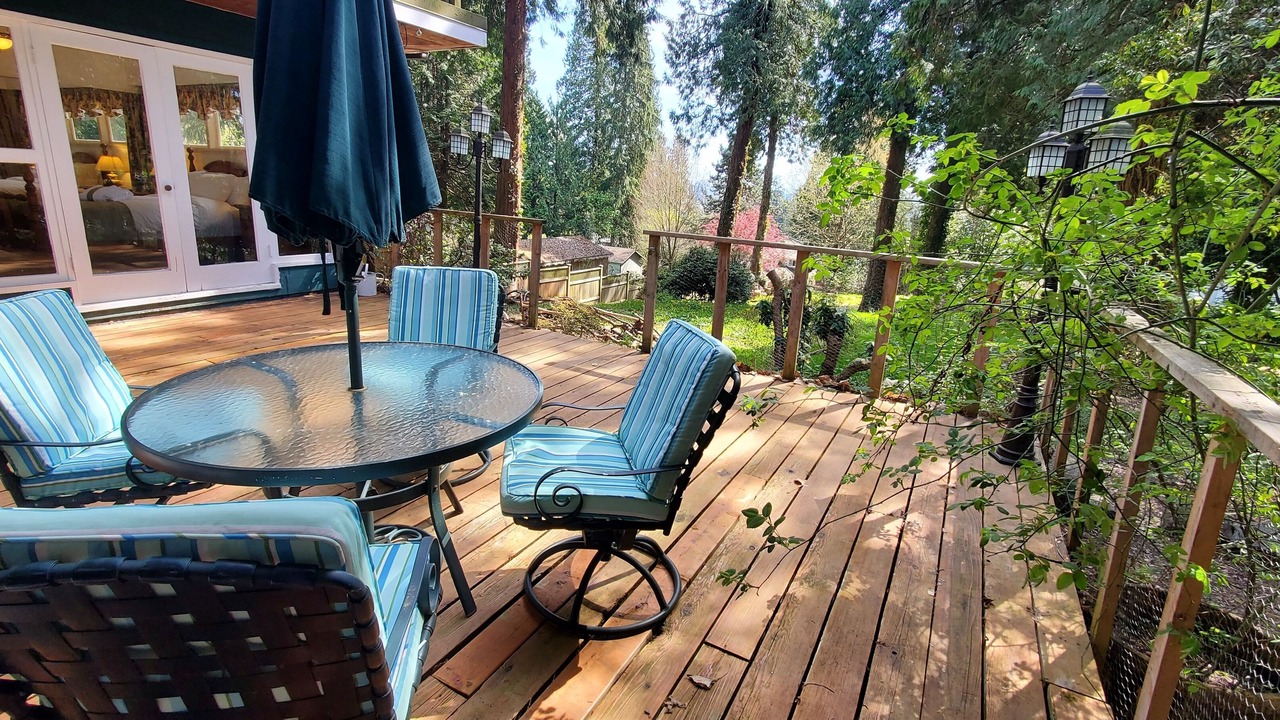 Photo of Outdoor in Hollyburn