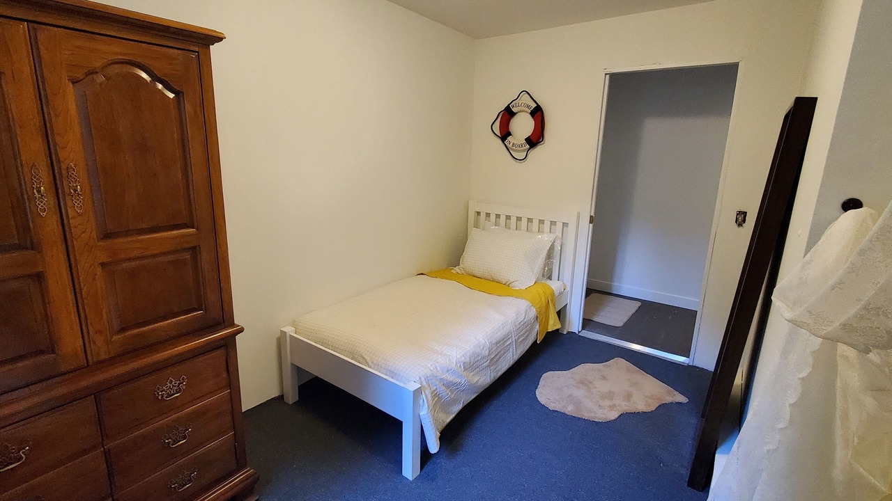 Photo of Bedroom in Hollyburn