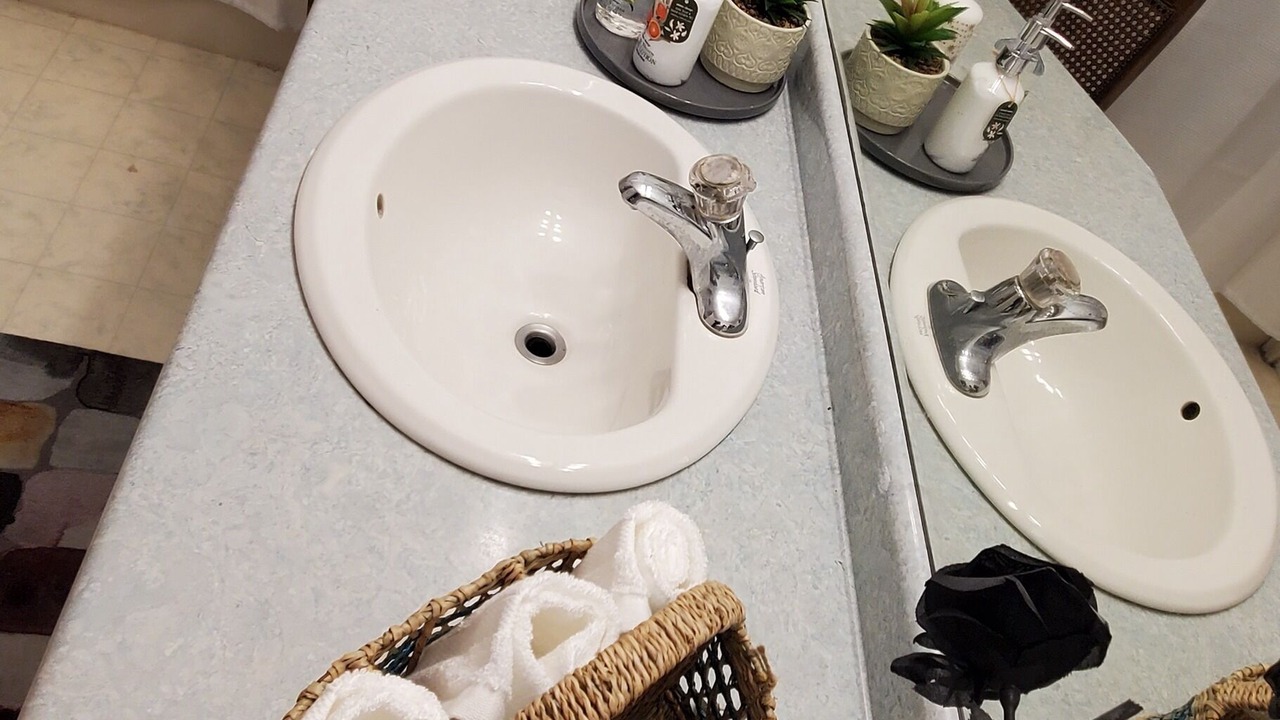 Photo of Bathroom in Hollyburn