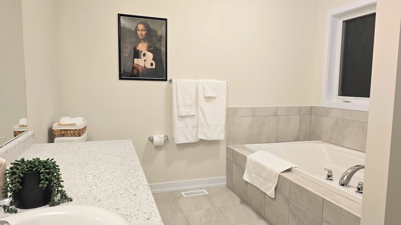 Photo of Bathroom in Thorold