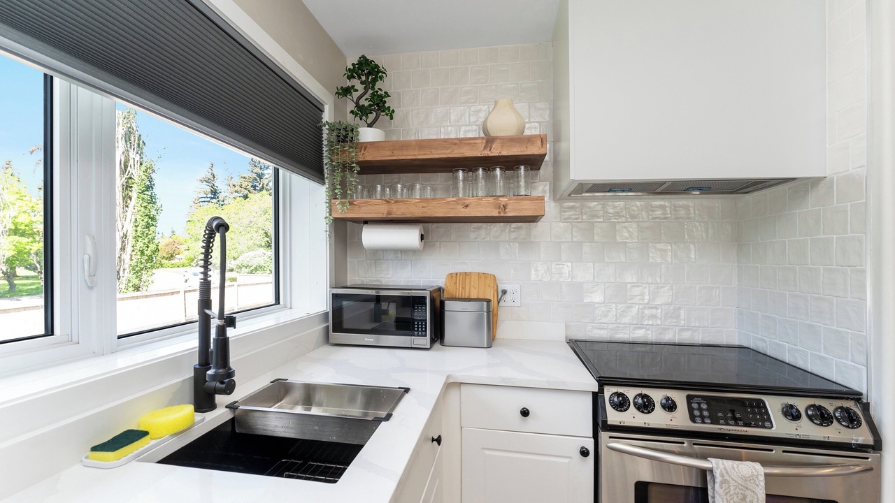 Photo of Kitchen in North Central Edmonton