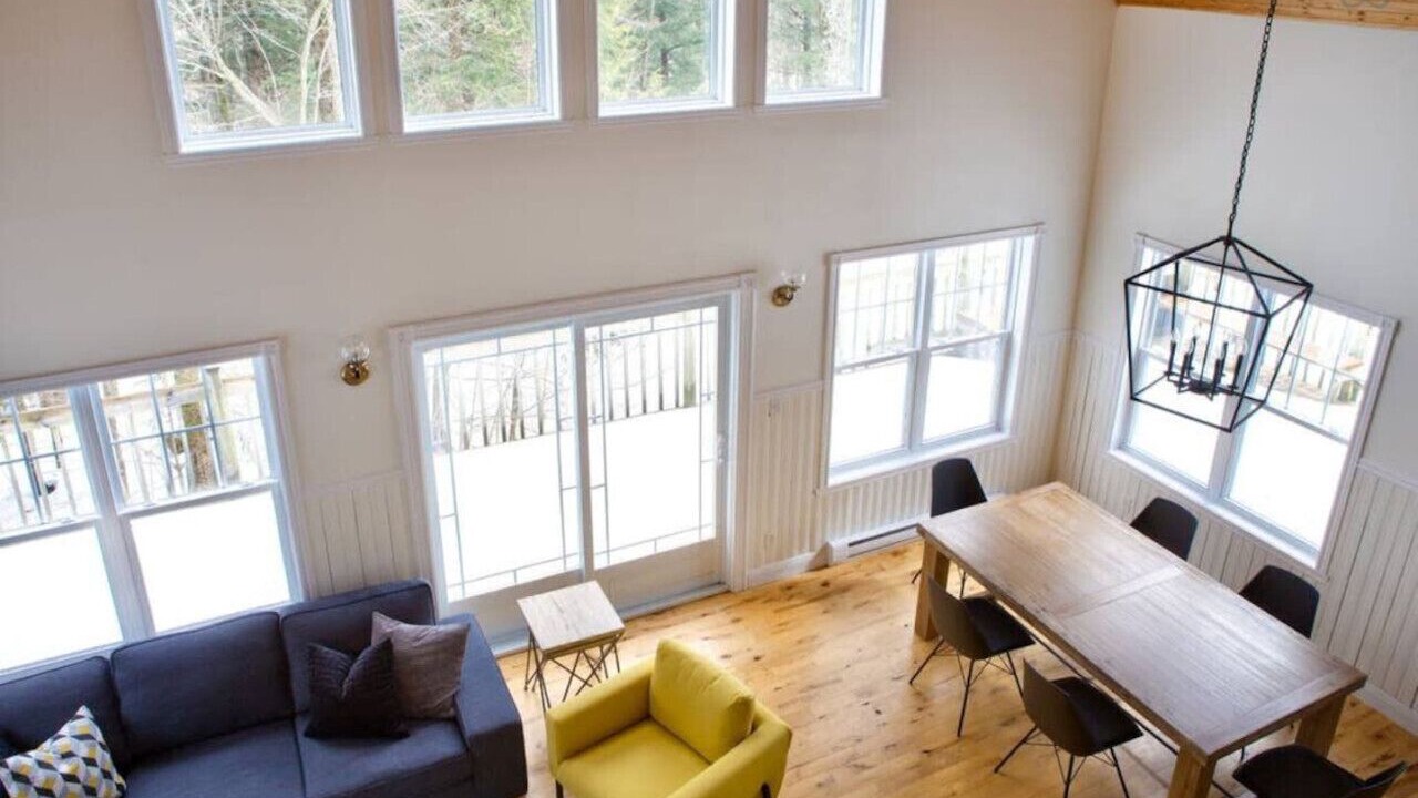Photo of Livingroom in Knowlton
