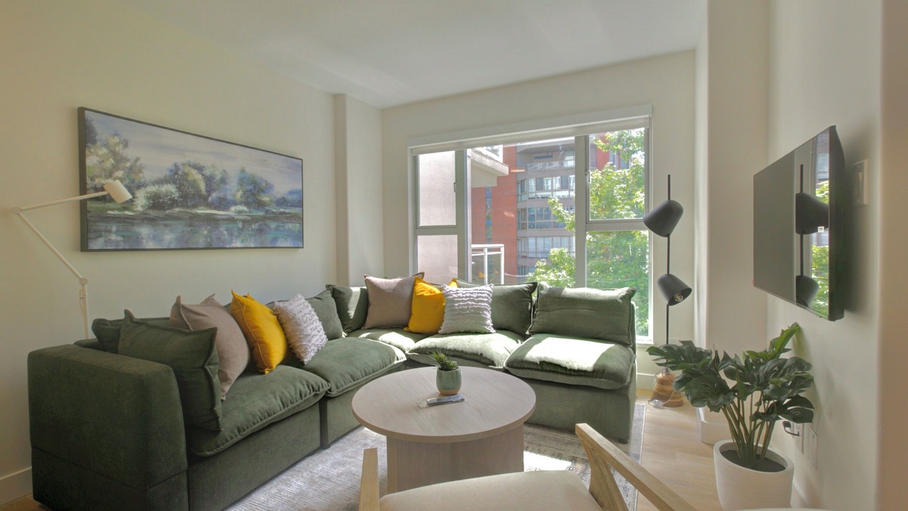 Photo of Livingroom in Davie Village