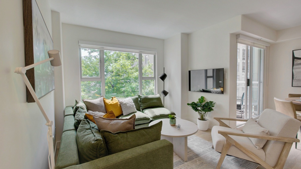 Photo of Livingroom in Davie Village