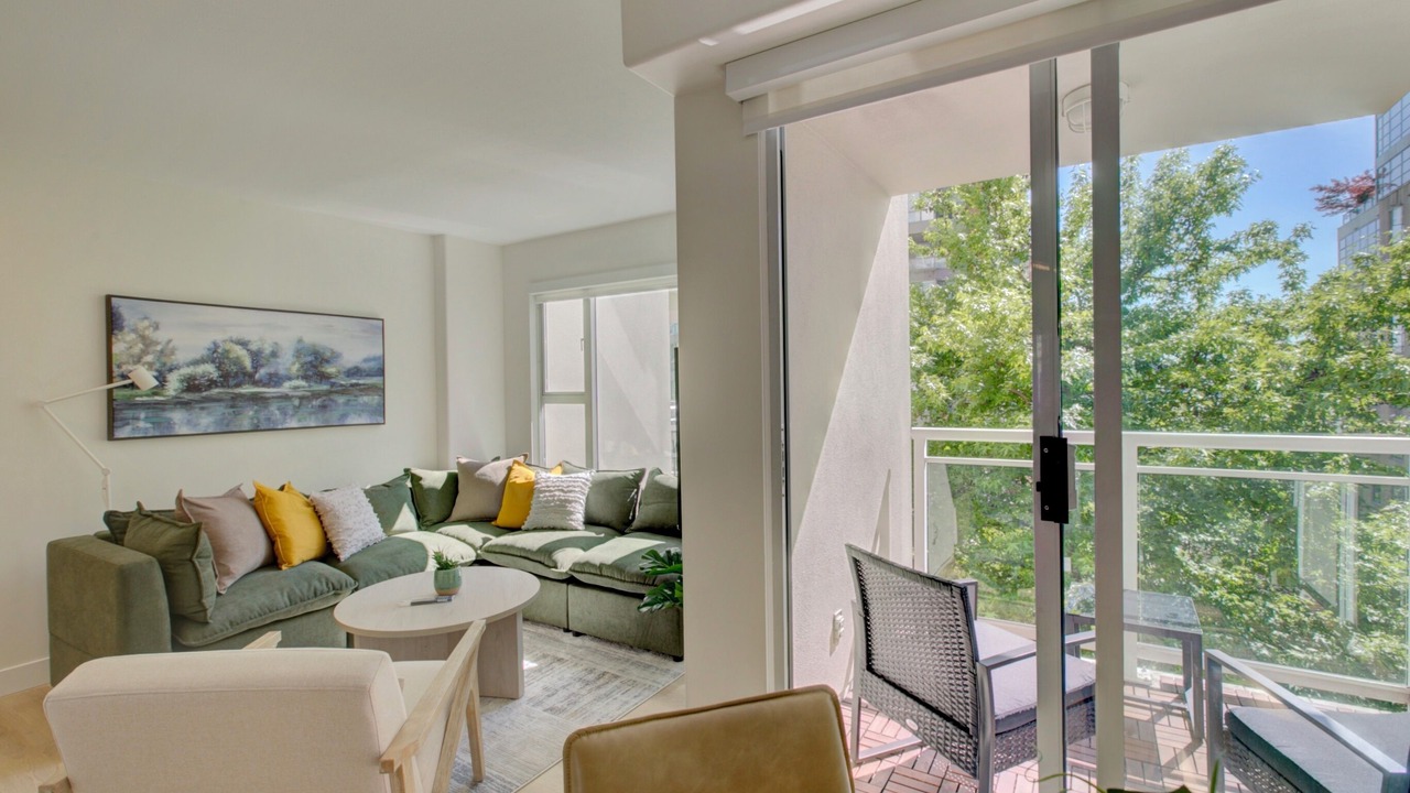 Photo of Livingroom in Davie Village