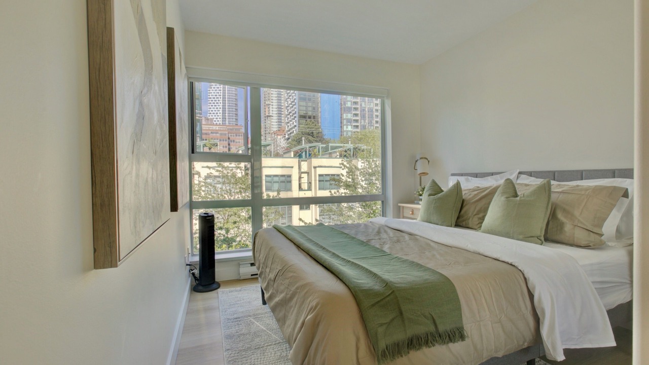 Photo of Bedroom in Davie Village