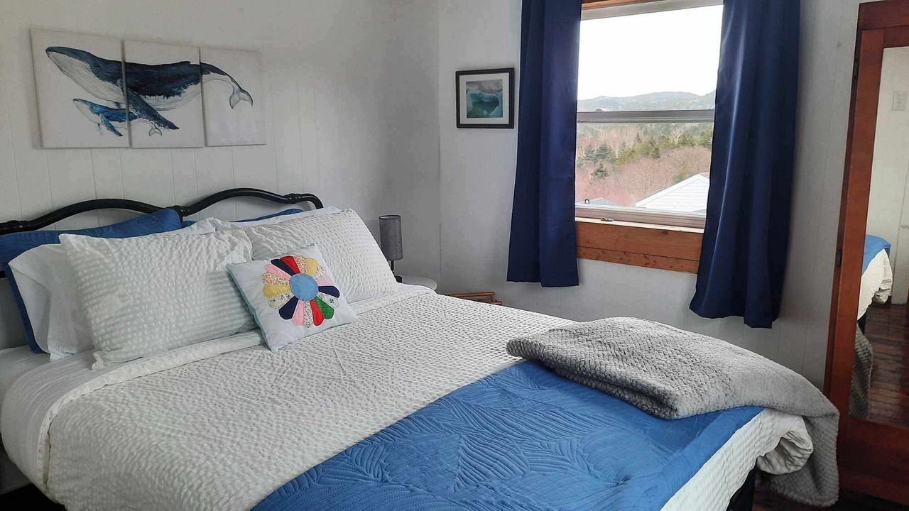 Photo of Bedroom in Plate Cove West