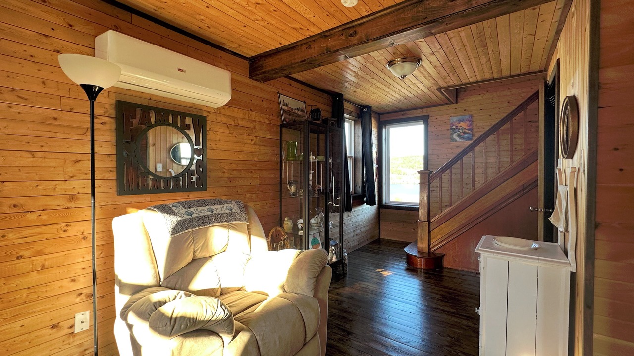 Photo of Livingroom in Plate Cove West