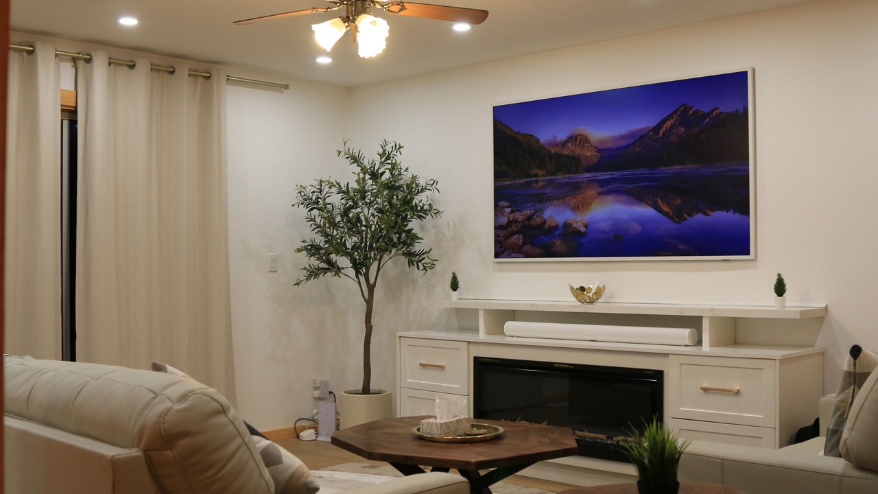 Photo of Livingroom in Utterson