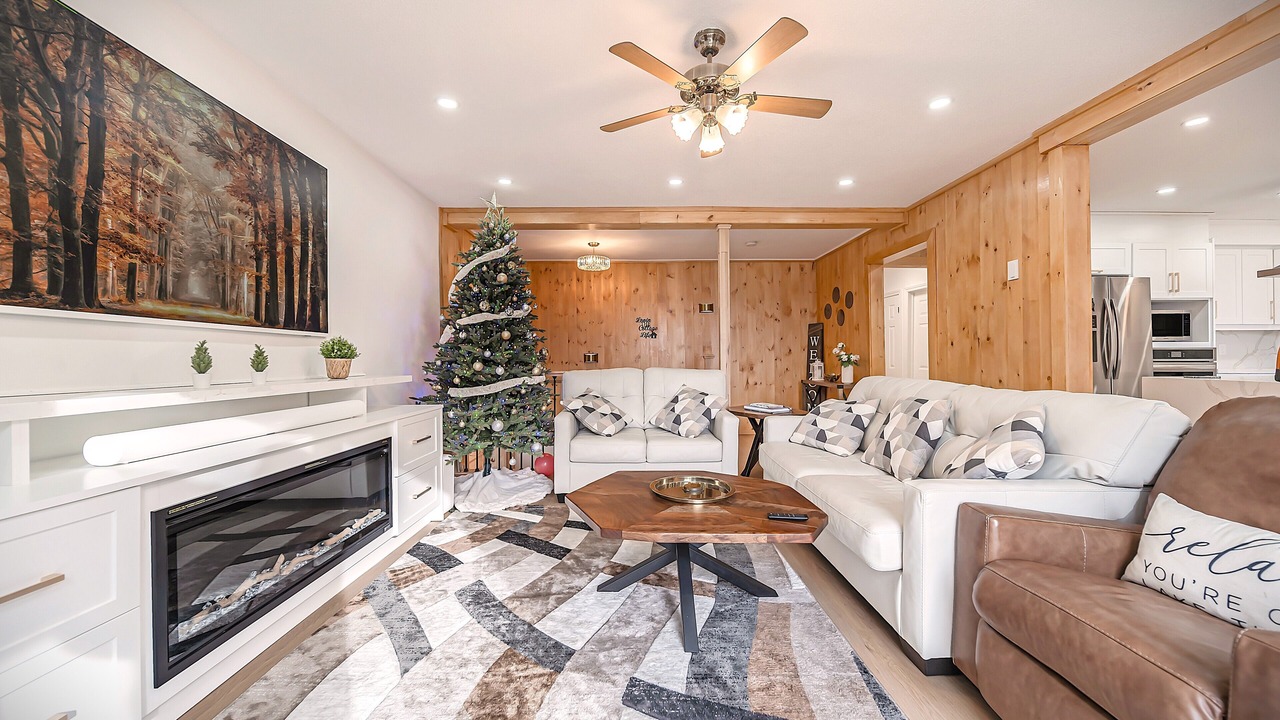 Photo of Livingroom in Utterson