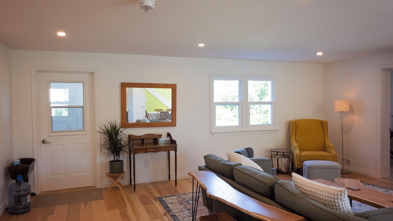 Photo of Livingroom in Picton
