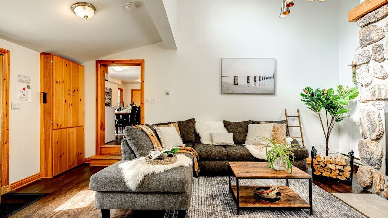Photo of Livingroom in Sainte-Lucie-des-Laurentides