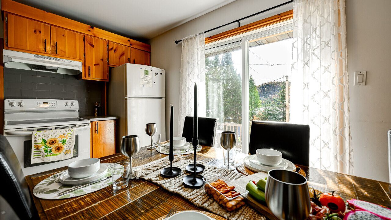 Photo of Kitchen in Sainte-Lucie-des-Laurentides