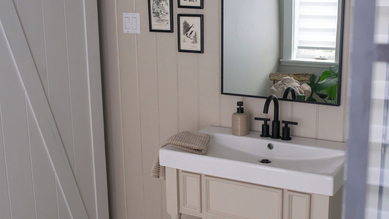 Photo of Bathroom in Head of Jeddore