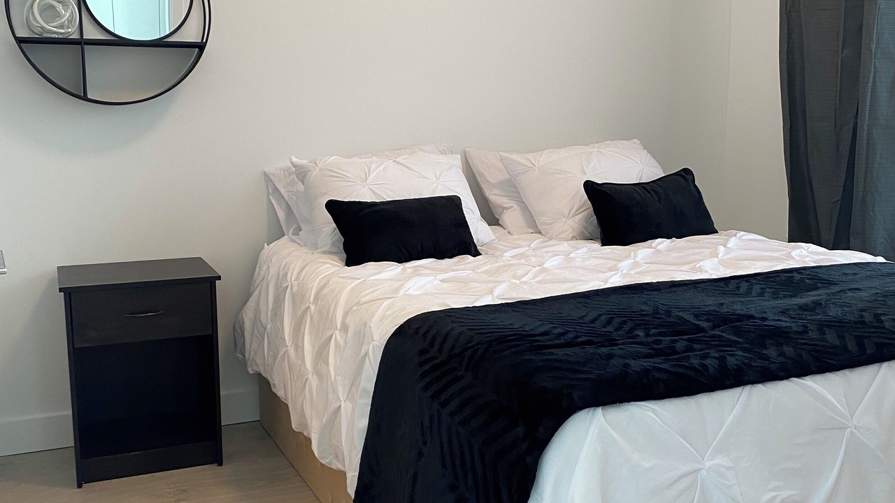 Photo of Bedroom in Tsawwassen