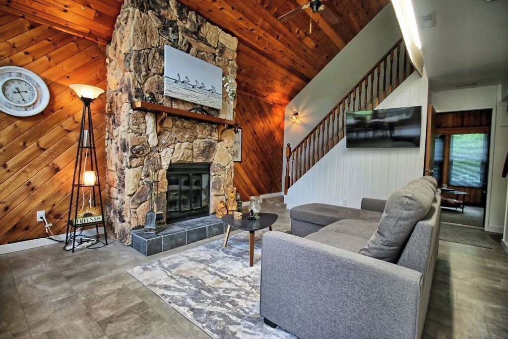 Photo of Livingroom in Beaconia