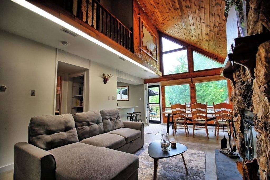 Photo of Livingroom in Beaconia