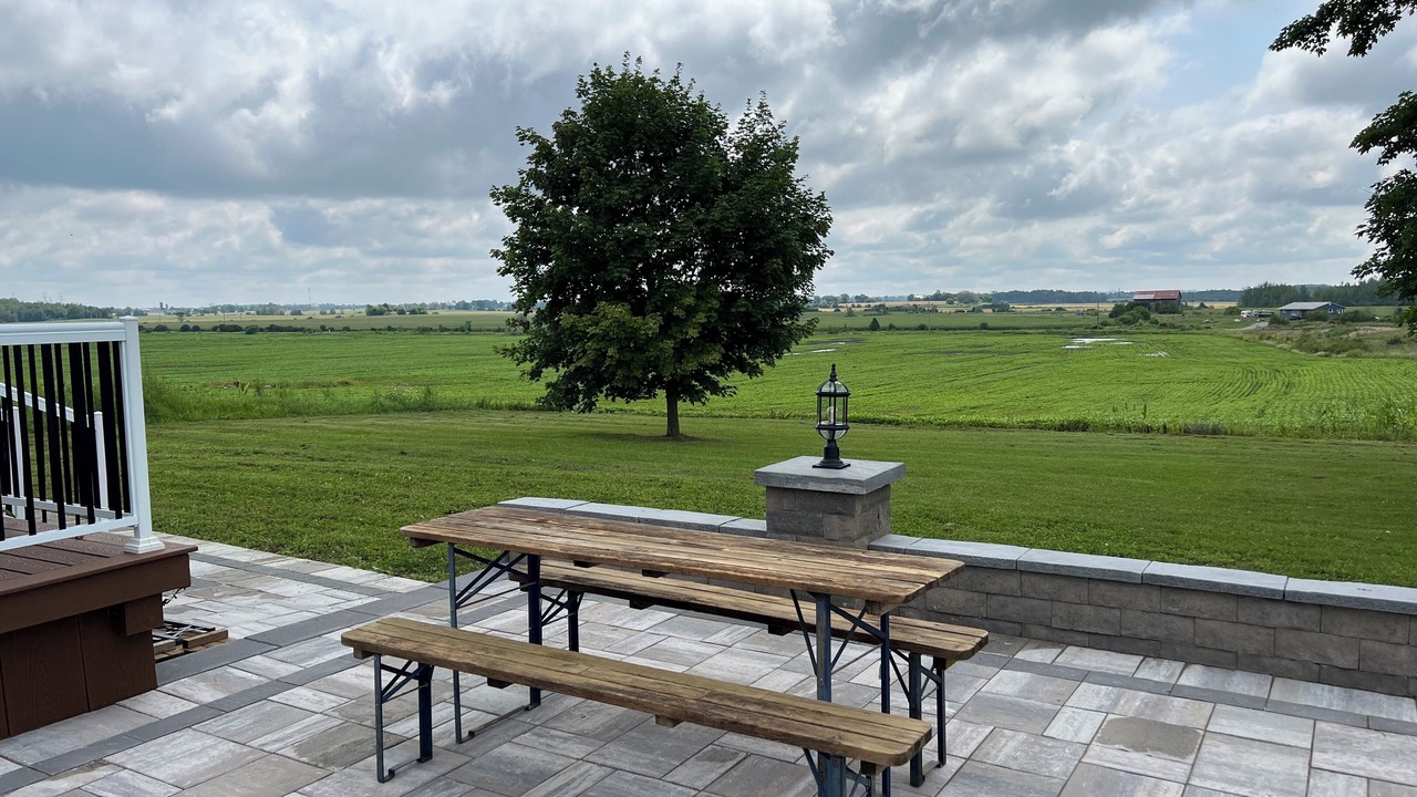Photo of Outdoor in Brock