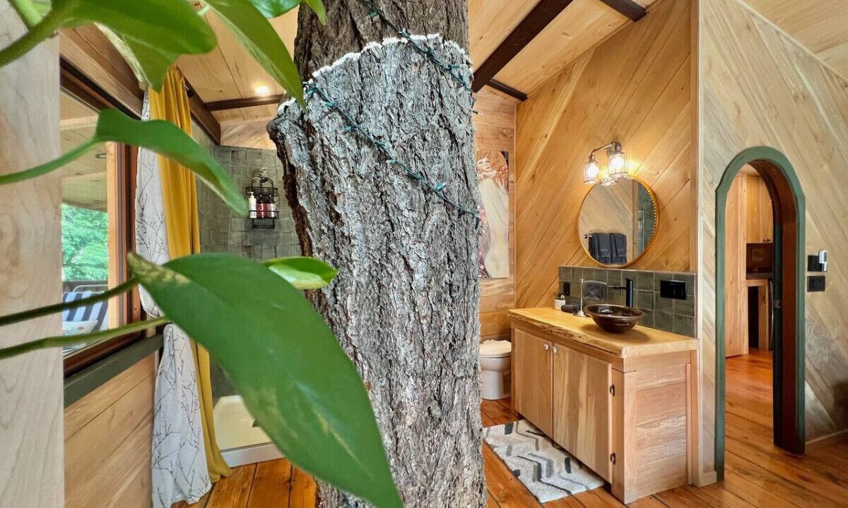 Photo of Bathroom in Regional District of Nanaimo