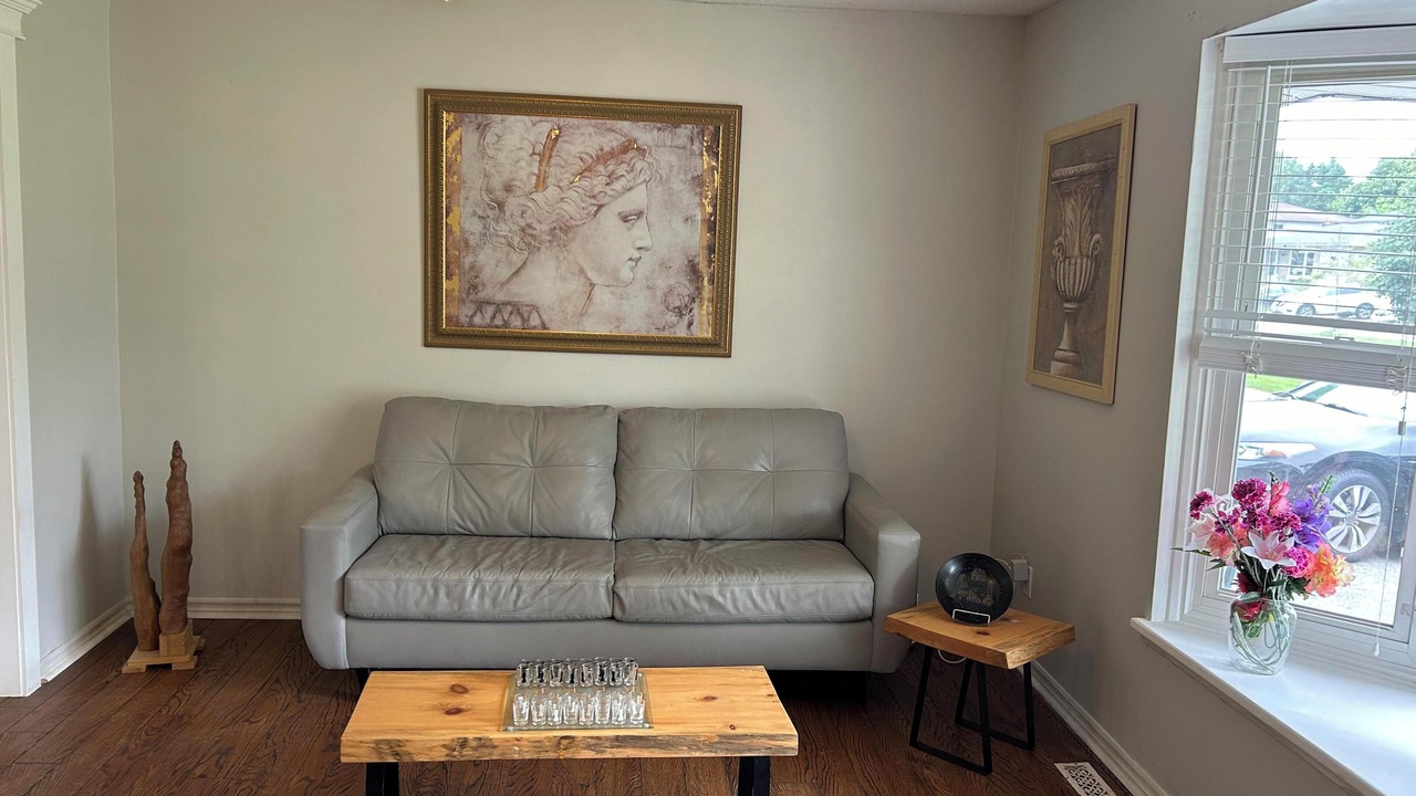 Photo of Livingroom in Barrie
