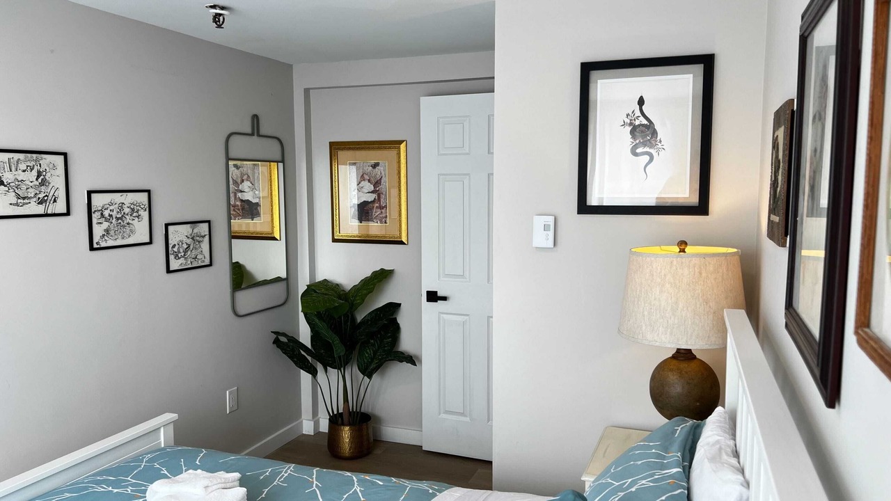 Photo of Bedroom in Downtown